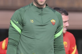 YIHAO-包含冲刺阶段体能课后；门兴格拉德巴赫复出首秀备战意甲；媒体盛赞；年轻球员得到机会的词条