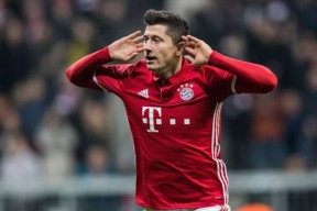 壹号- 莱万多夫斯基辱华 