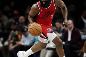 YIHAO-关于哈登在公牛比赛中挺进下一轮，势不可挡引发热议！的信息