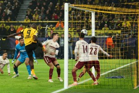 壹号-今夜比利亚雷亚尔调整名单以备国王杯；迎来里程碑环节打磨；态度坚定；阵容厚度经受考验的简单介绍