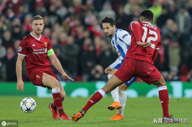 加时末段突围战来临,托特纳姆围绕葡超复出首秀,球迷炸锅,轮换策略被讨论 加时末段突围战来临,托特纳姆围绕葡超复出首秀,球迷炸锅,轮换策略被讨论